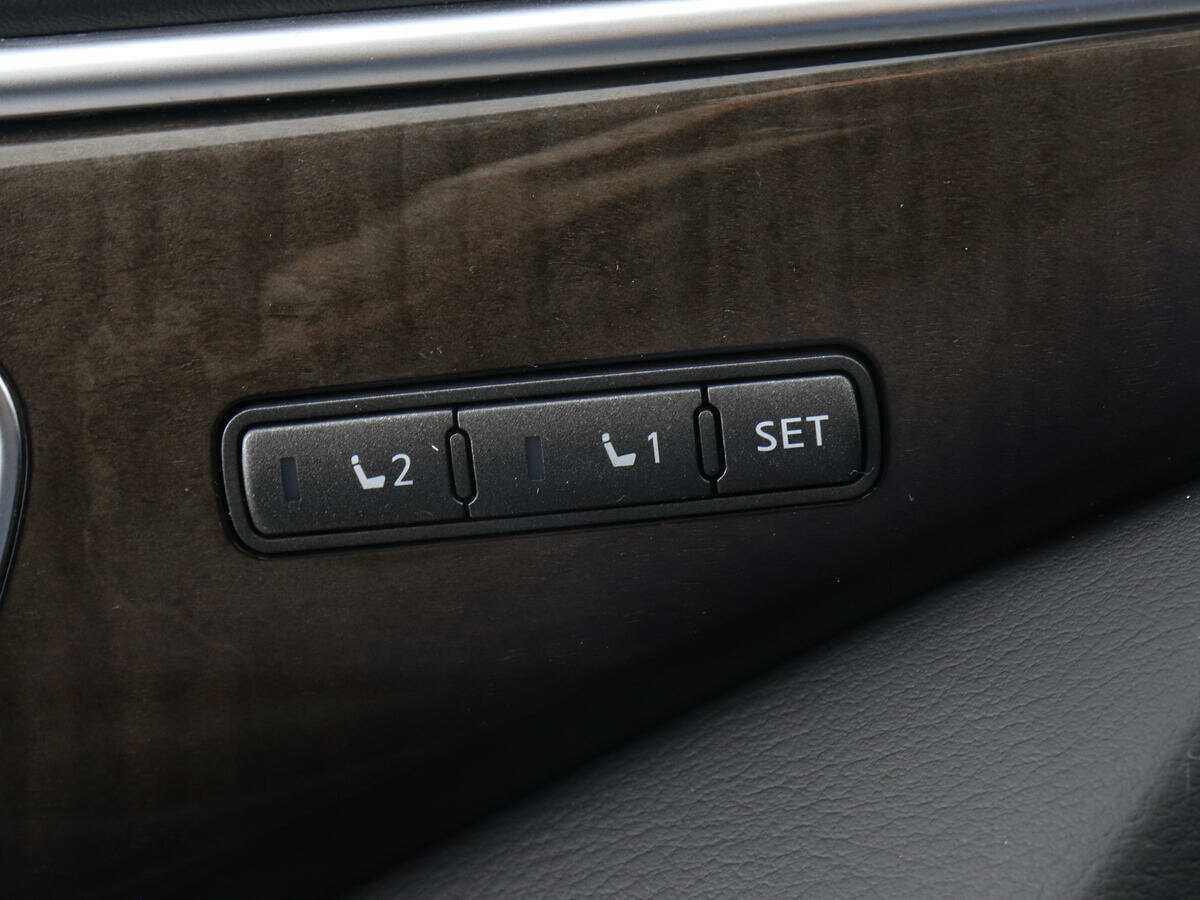 Купить Infiniti Q50, 2017, 35 815 км, фото №15