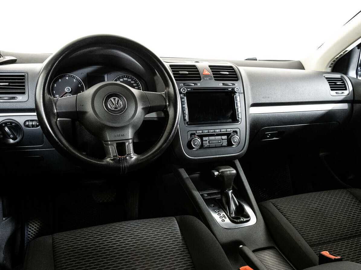 Купить Volkswagen Jetta, 2010, 211 572 км, фото №9