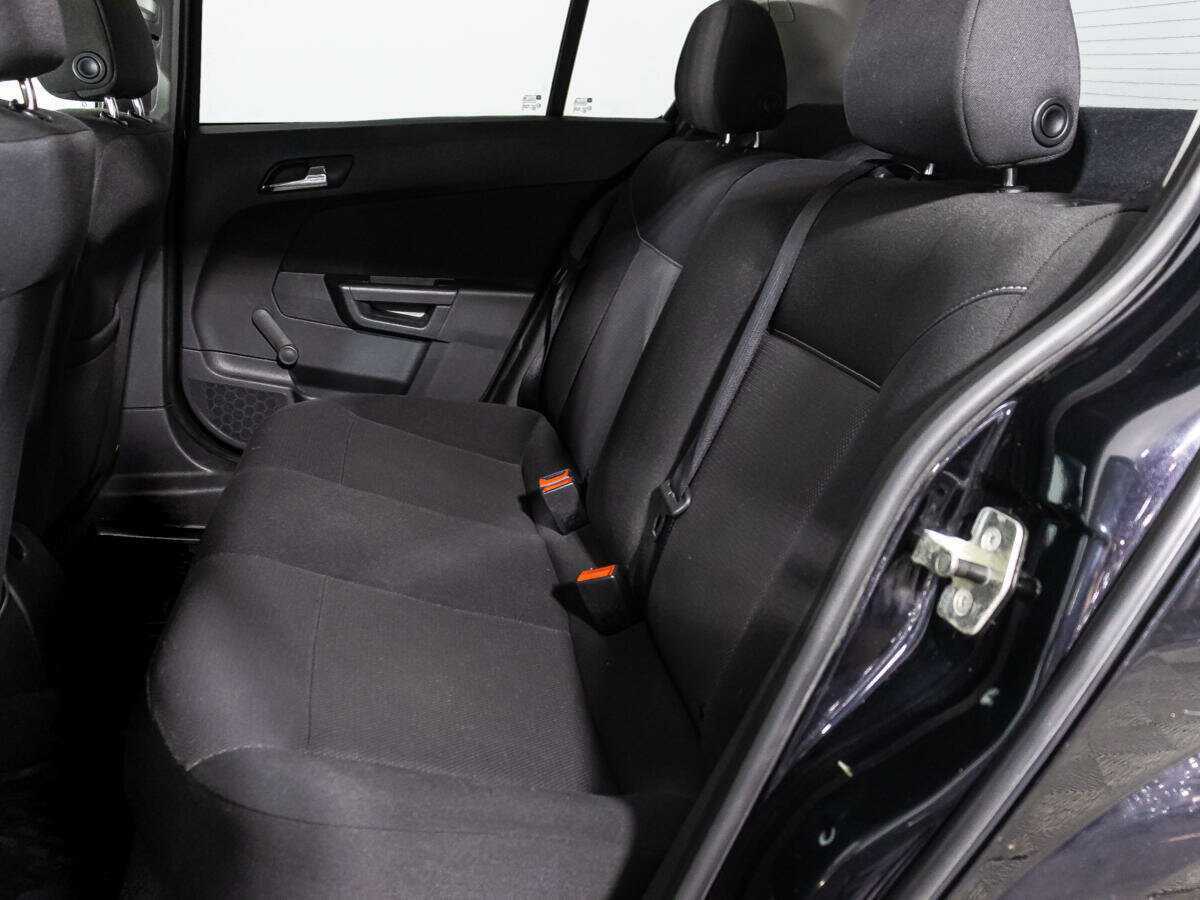 Купить Opel Astra, 2010, 206 022 км, фото №10