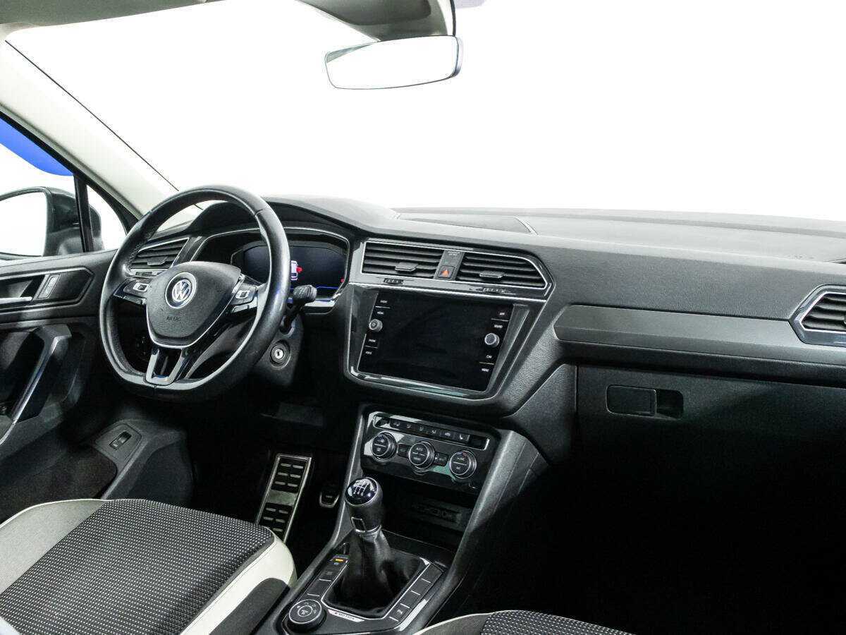 Купить Volkswagen Tiguan, 2019, 82 778 км, фото №9