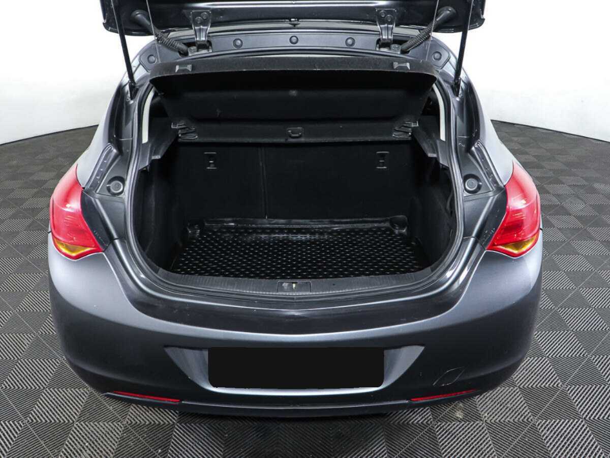 Купить Opel Astra, 2011, 237 342 км, фото №8