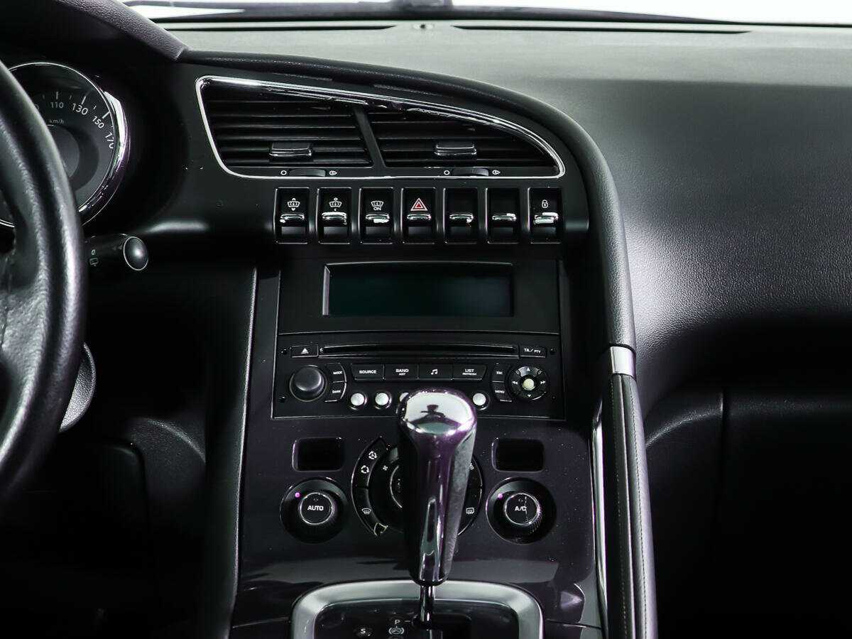 Купить Peugeot 3008, 2010, 195 829 км, фото №11