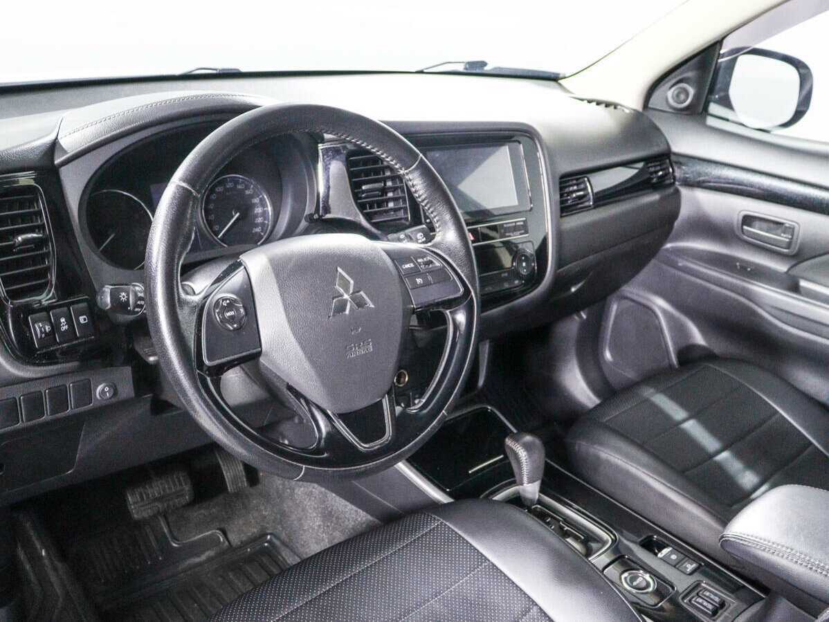 Купить Mitsubishi Outlander, 2019, 116 000 км, фото №12