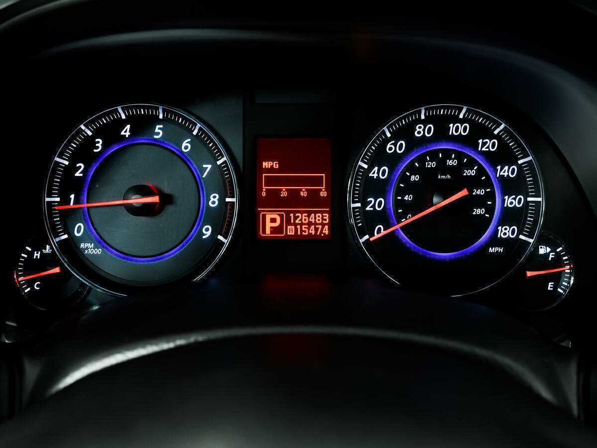 Купить Infiniti FX35, 2010, 126 482 км, фото №9