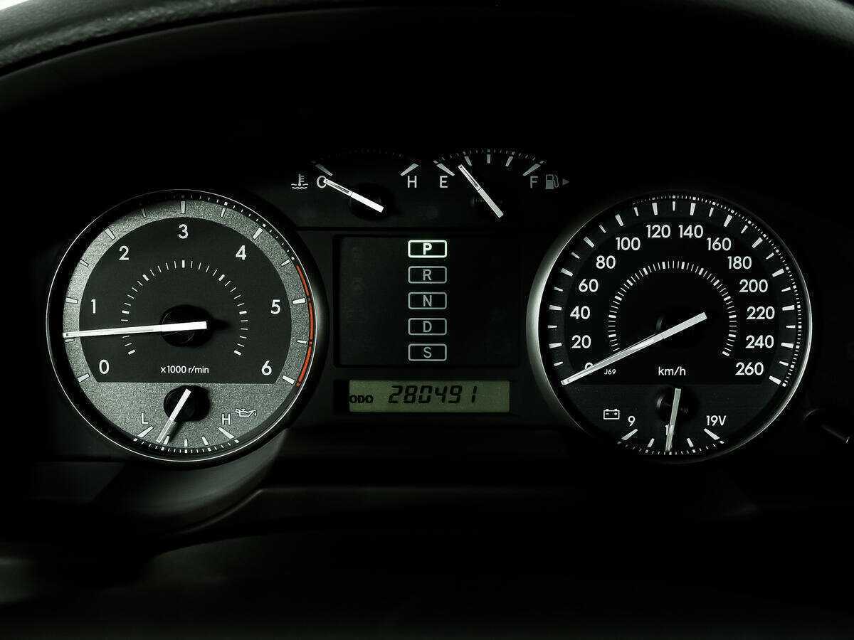 Купить Toyota Land Cruiser, 2011, 280 490 км, фото №8