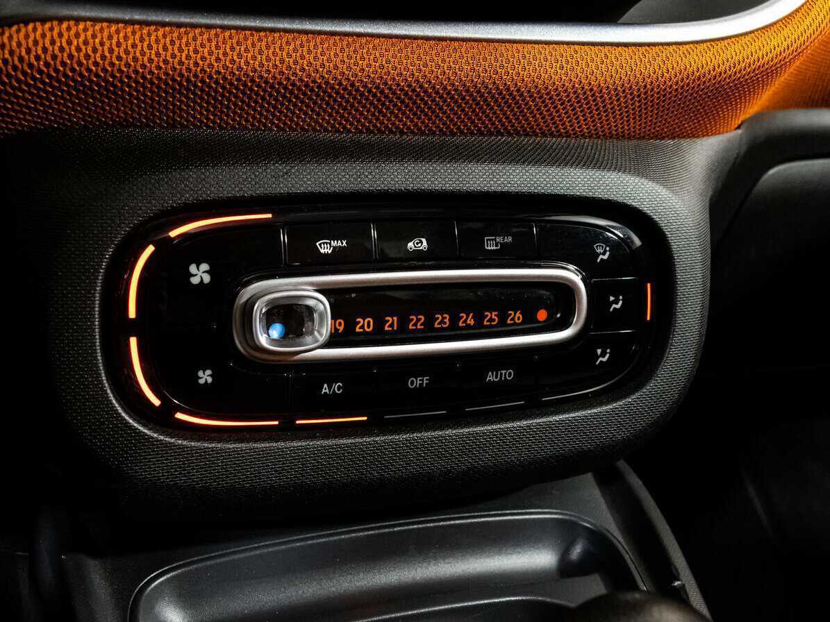 Купить Smart Fortwo, 2016, 28 350 км, фото №15