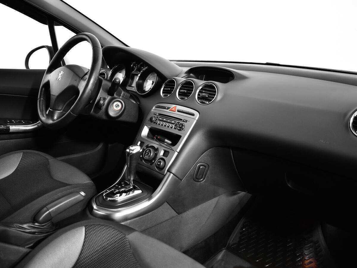 Купить Peugeot 308, 2010, 221 697 км, фото №9