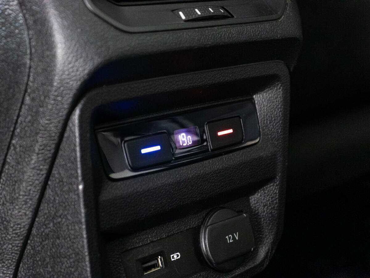 Купить Volkswagen Tiguan, 2020, 71 200 км, фото №19