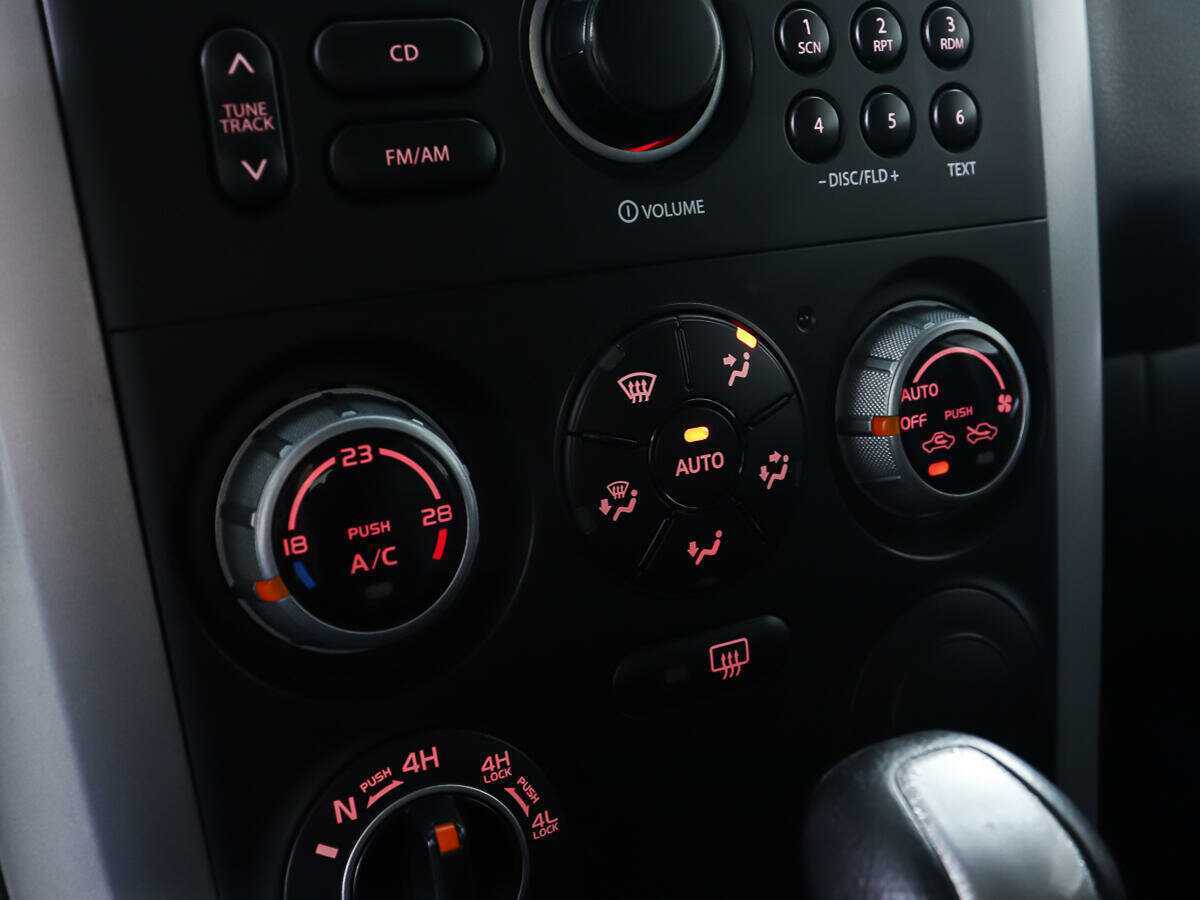 Купить Suzuki Grand Vitara, 2006, 163 485 км, фото №17