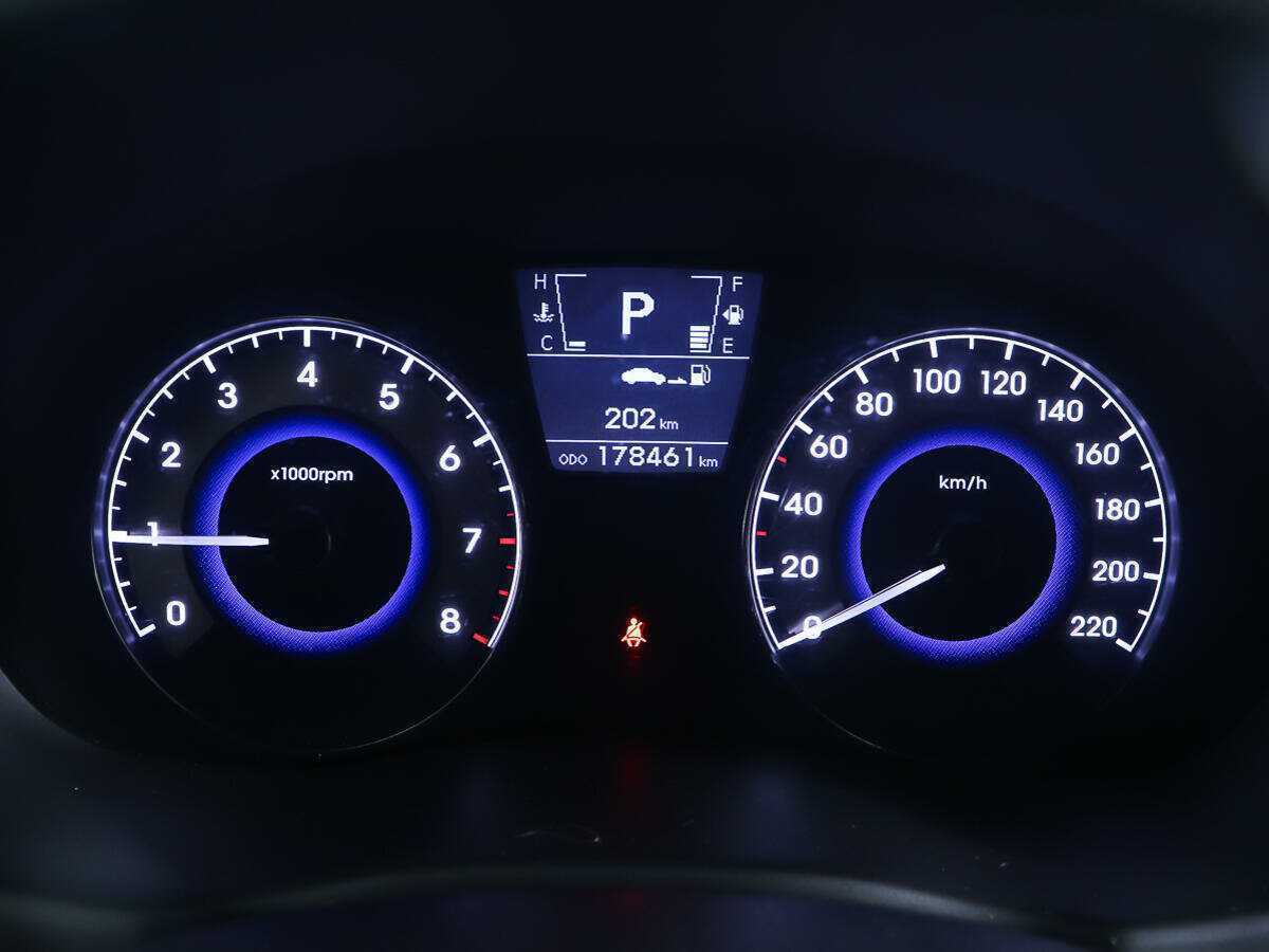 Купить Hyundai Solaris, 2012, 178 384 км, фото №13