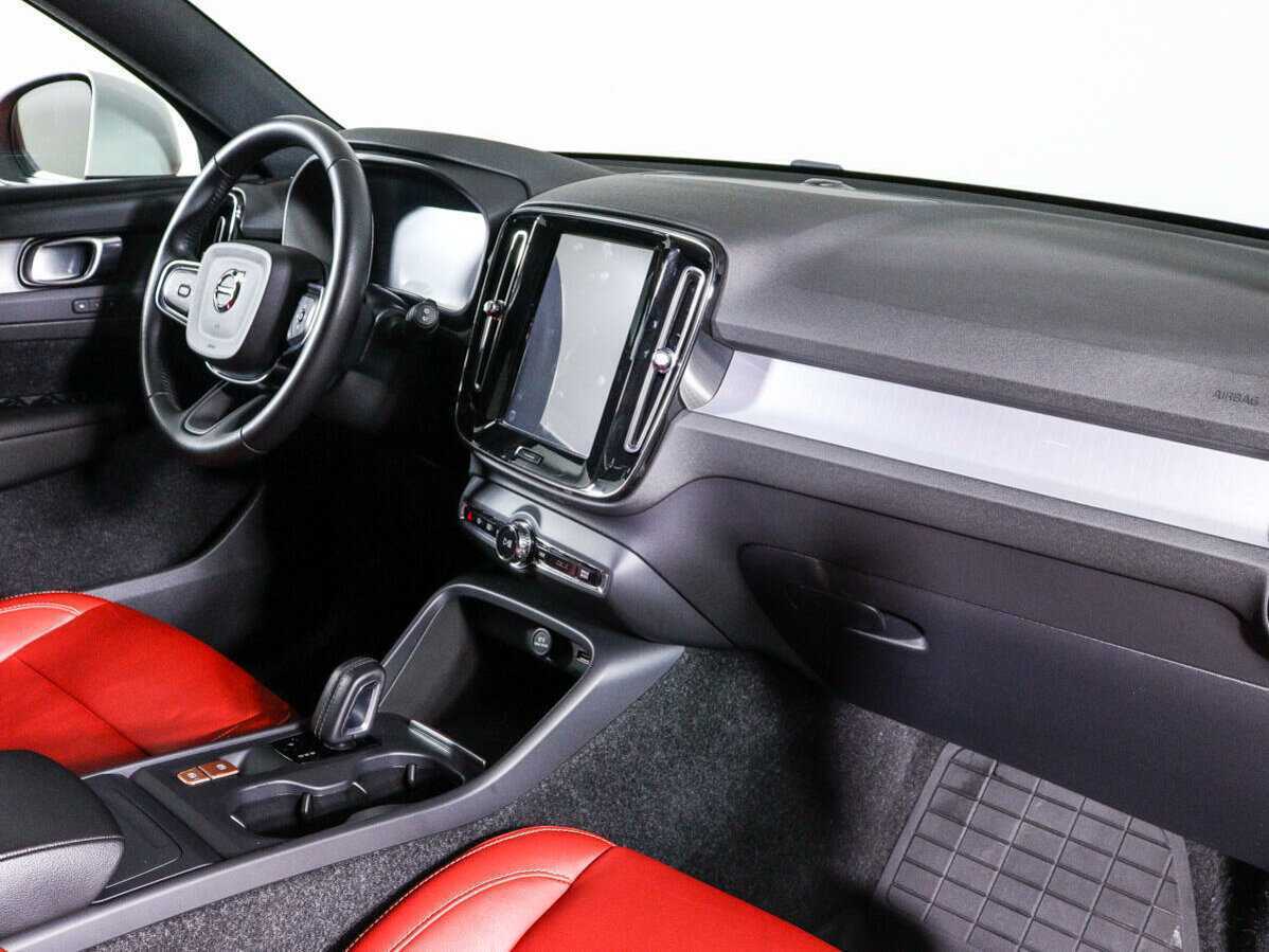 Купить Volvo XC40, 2021, 97 220 км, фото №7