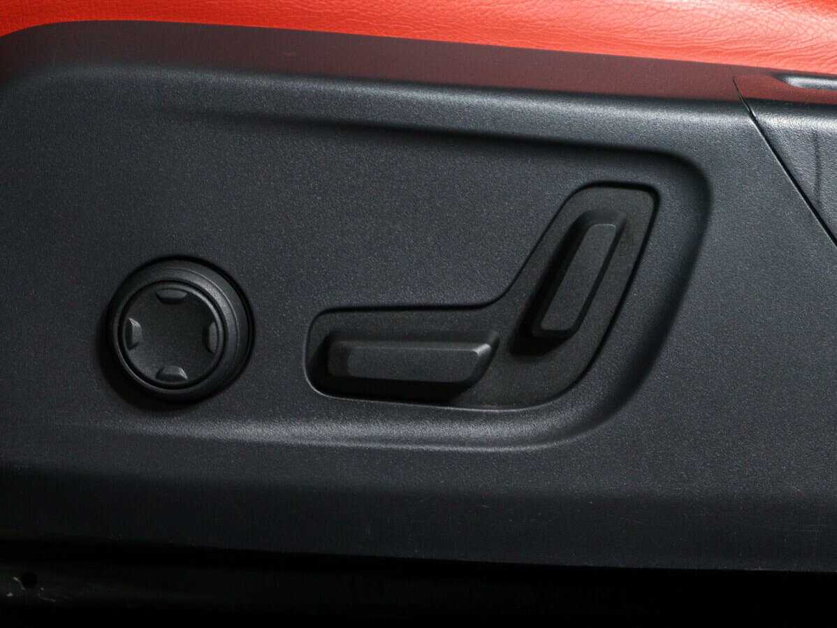 Купить Volvo XC40, 2021, 97 220 км, фото №13