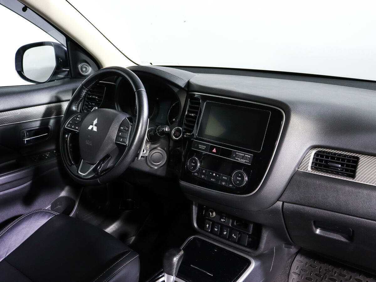Купить Mitsubishi Outlander, 2020, 159 325 км, фото №9