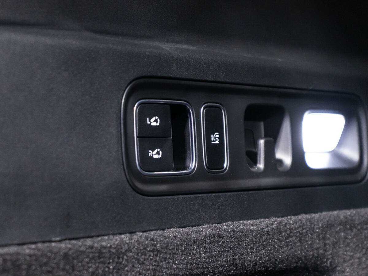 Купить LiXiang L7 52.3 kWh, 2024, 37 км, фото №15