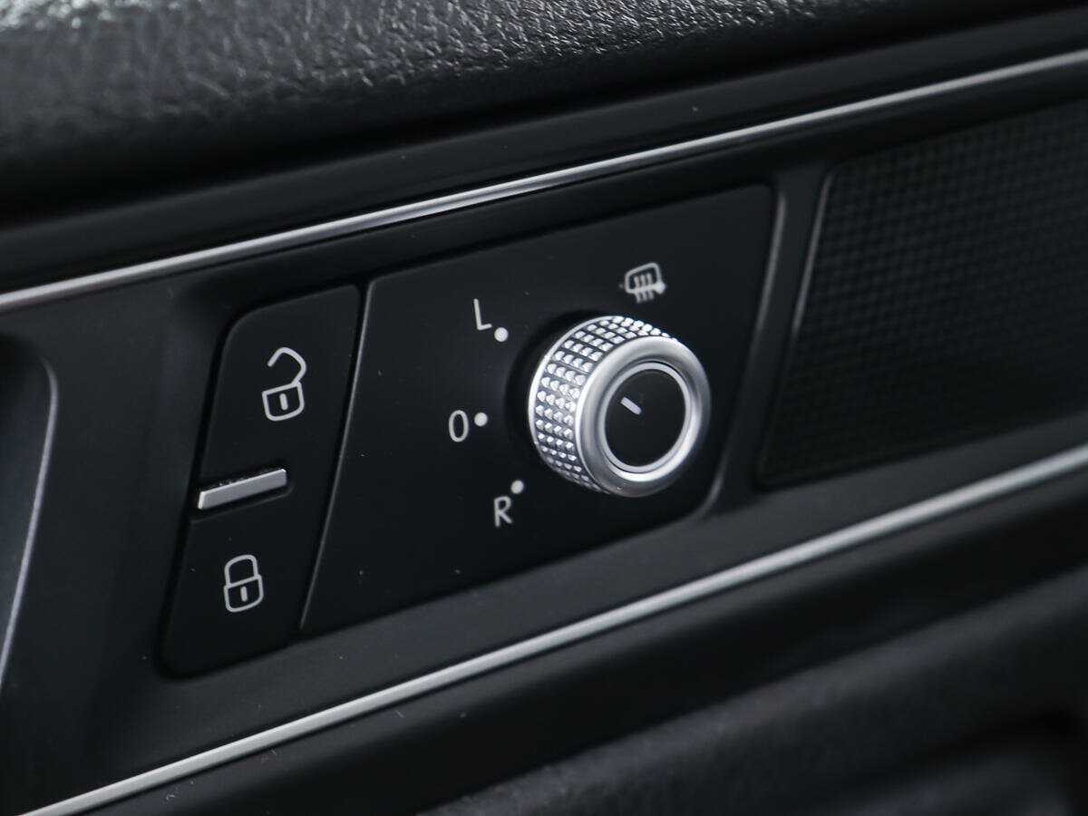 Купить Volkswagen Touareg, 2015, 112 834 км, фото №14