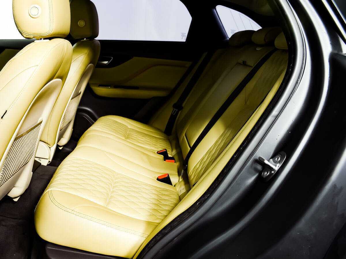 Купить Jaguar F-Pace, 2017, 147 212 км, фото №12