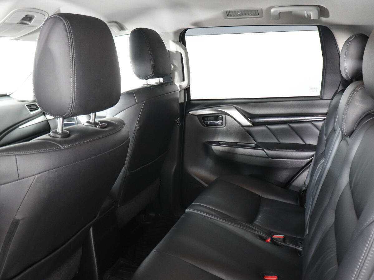 Купить Mitsubishi Pajero Sport, 2018, 195 673 км, фото №12