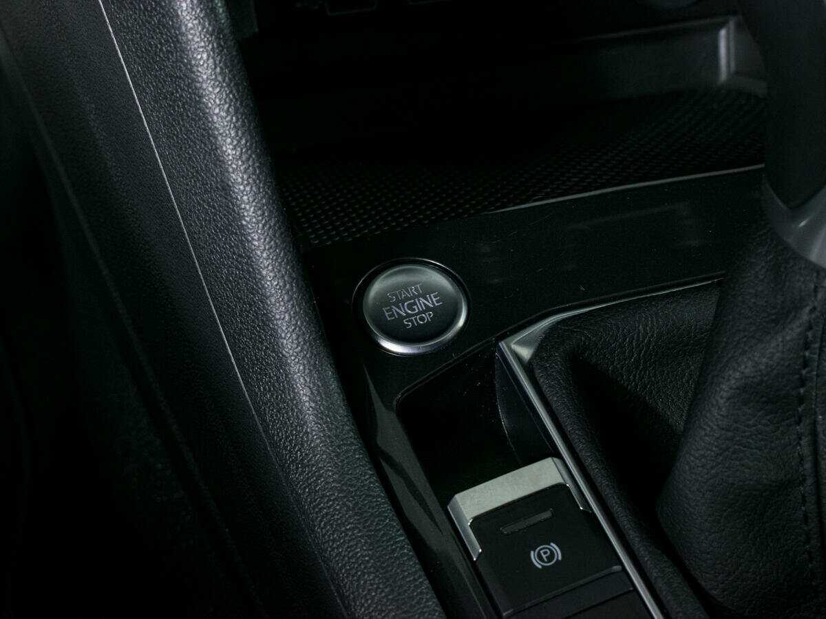 Купить Volkswagen Tiguan, 2018, 114 708 км, фото №15