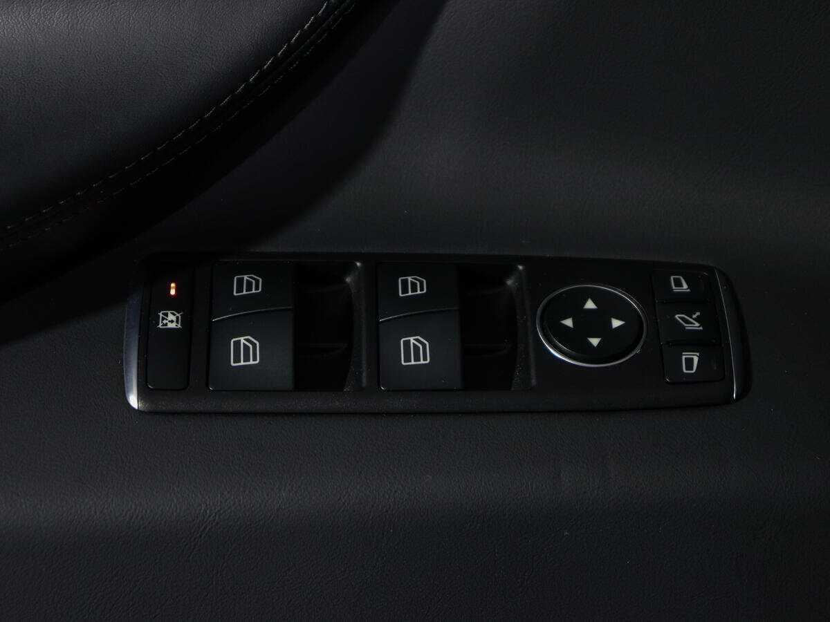 Купить Tesla Model X Long Range Plus, 2020, 39 530 км, фото №19