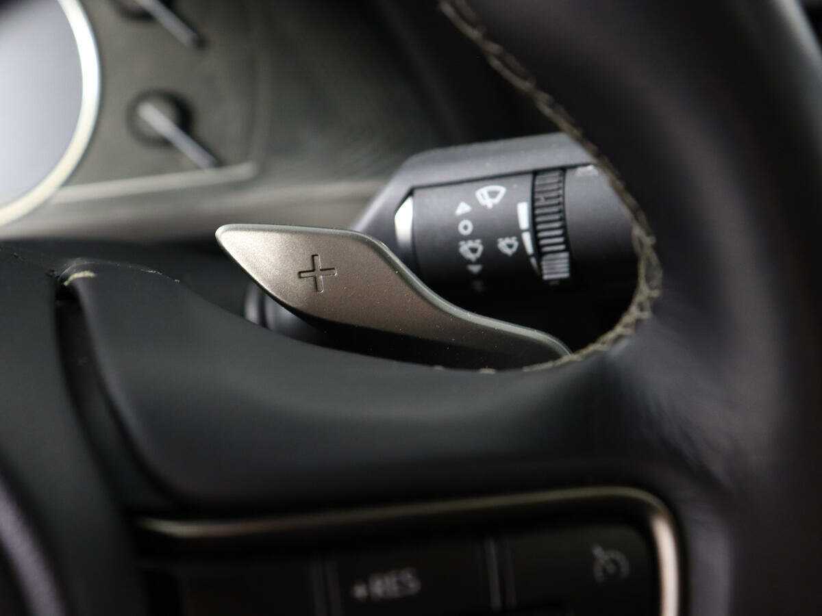 Купить Lexus ES 250, 2019, 18 562 км, фото №19