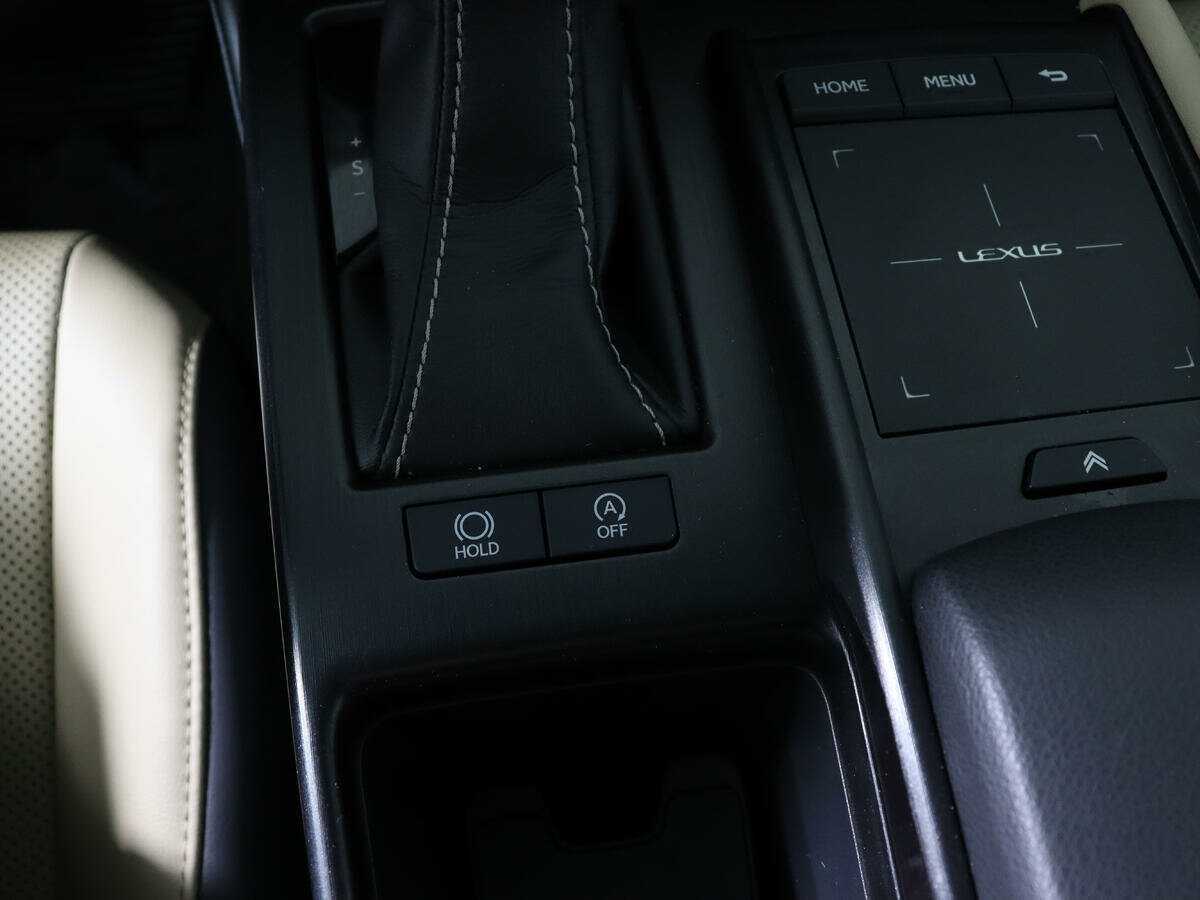 Купить Lexus ES 250, 2019, 18 562 км, фото №21