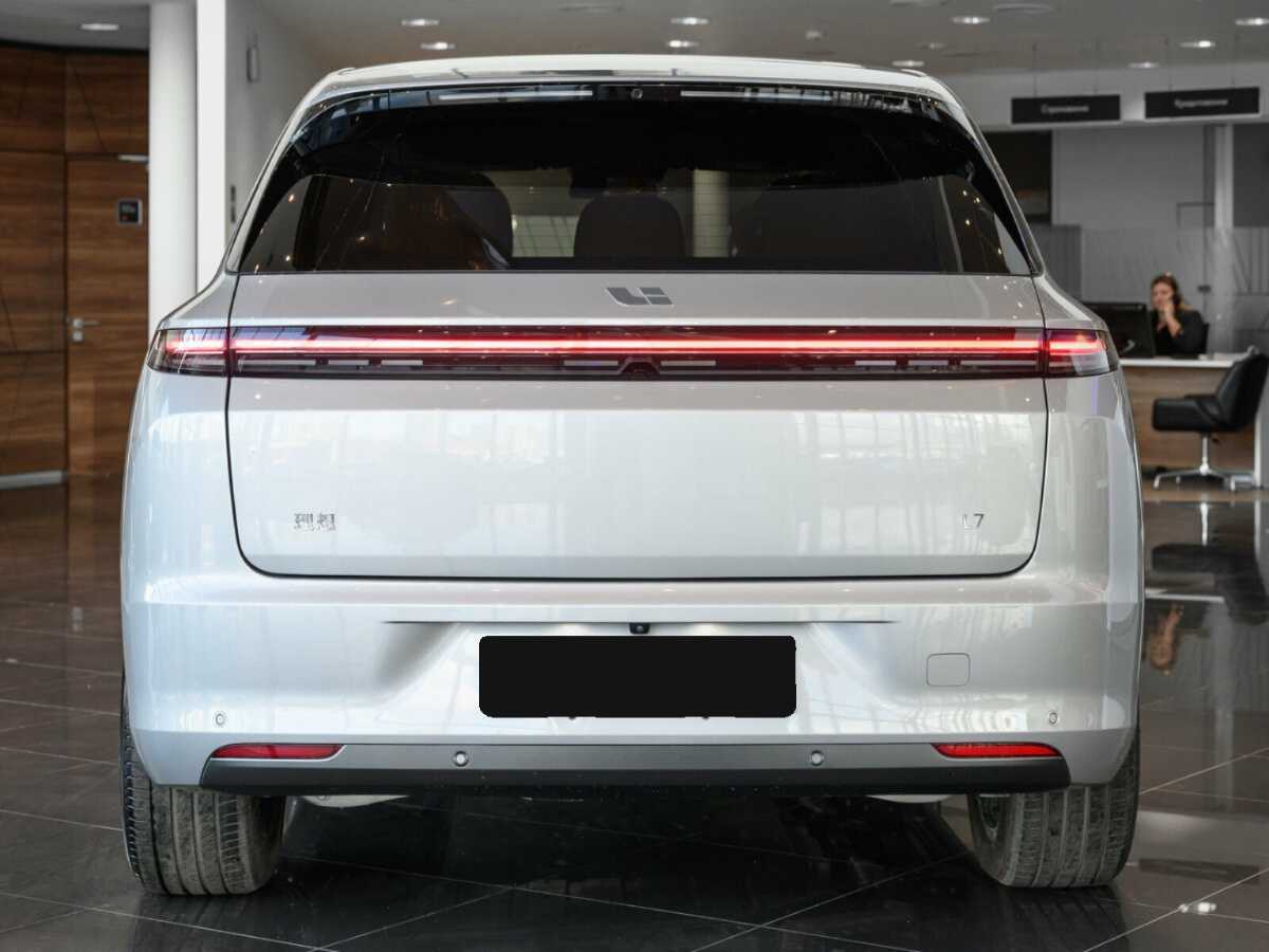 Купить LiXiang L7 52.3 kWh, 2024, 7 км, фото №5