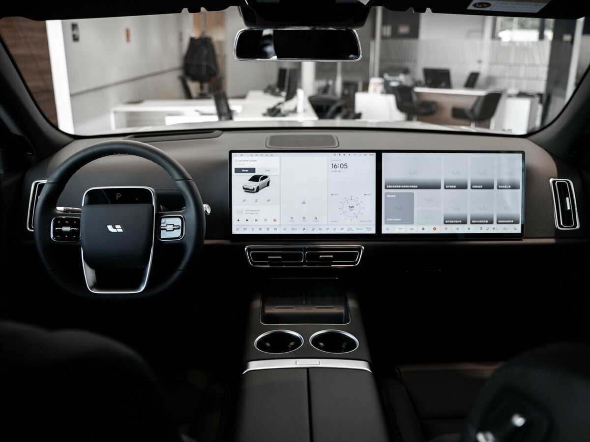 Купить LiXiang L7 52.3 kWh, 2024, 7 км, фото №15