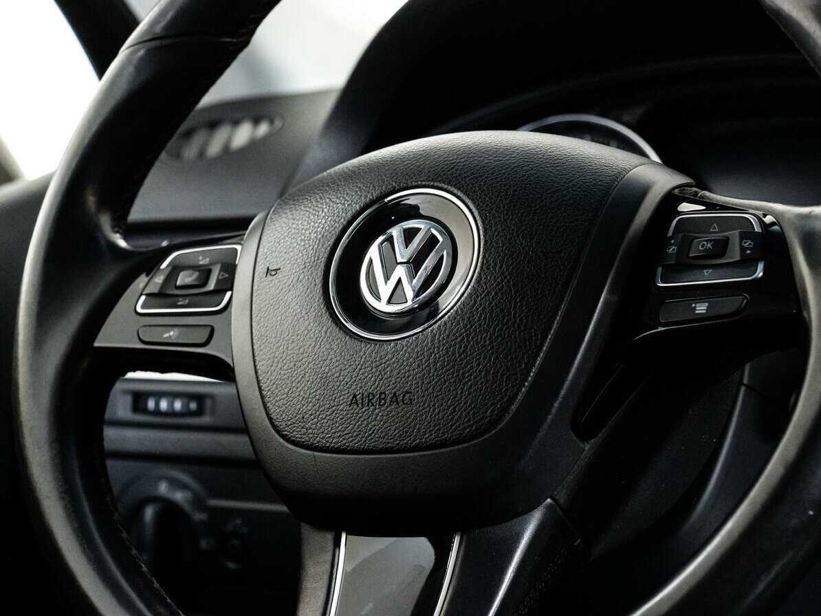 Купить Volkswagen Touareg, 2011, 215 220 км, фото №12