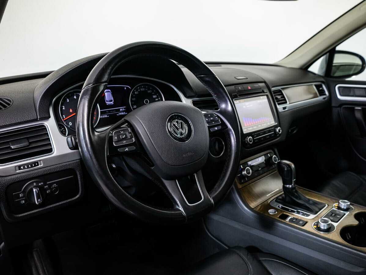 Купить Volkswagen Touareg, 2015, 114 240 км, фото №10