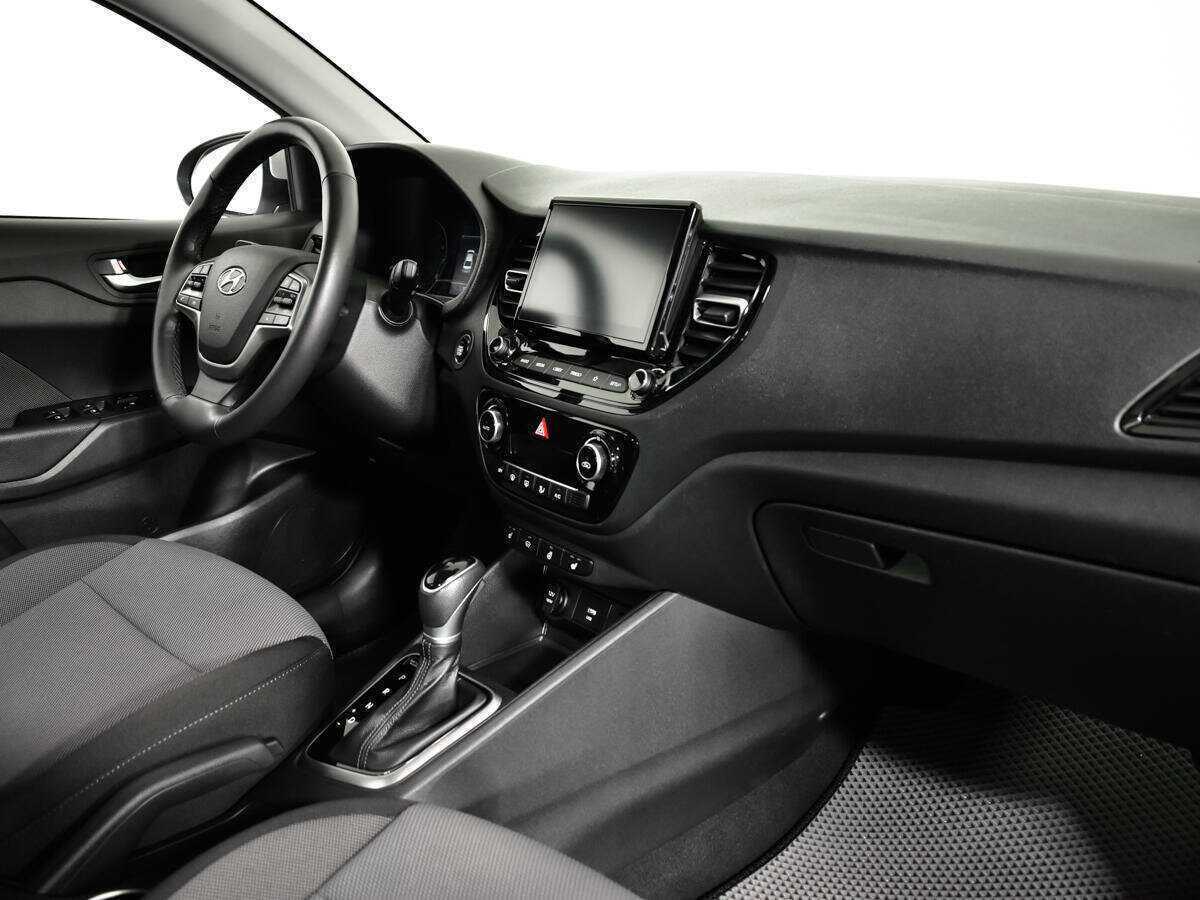 Купить Hyundai Solaris, 2021, 37 696 км, фото №9