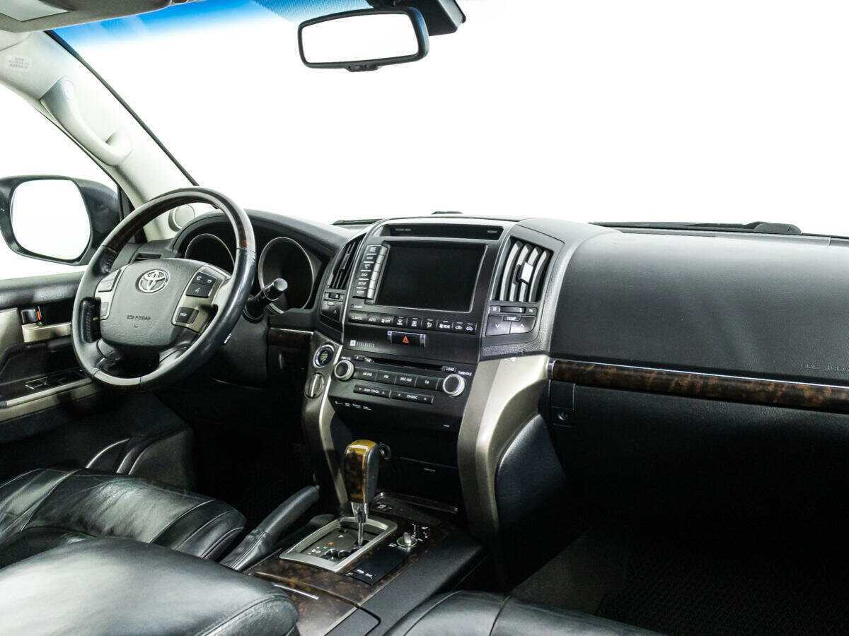 Купить Toyota Land Cruiser, 2011, 280 802 км, фото №8