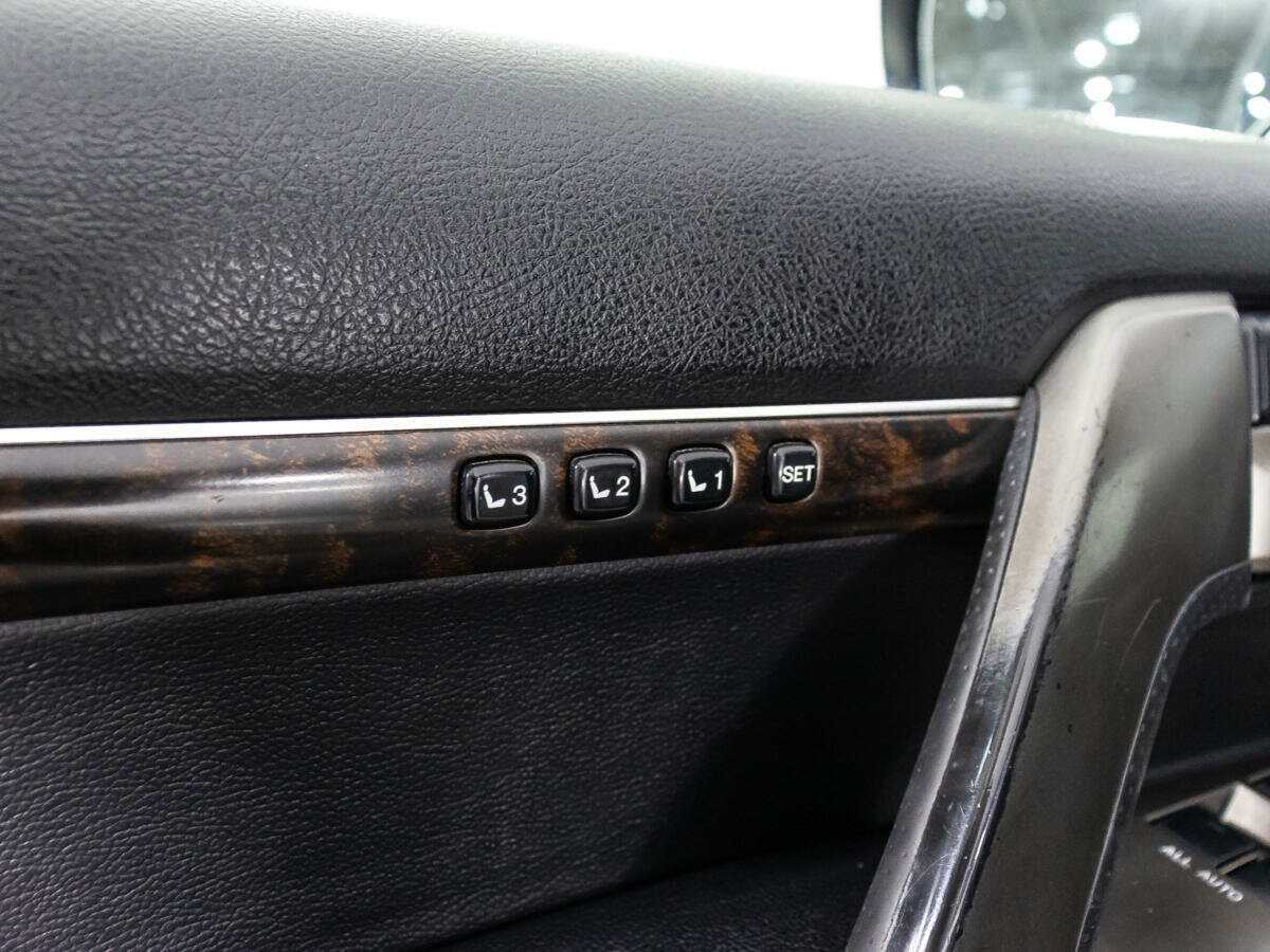 Купить Toyota Land Cruiser, 2011, 280 802 км, фото №20