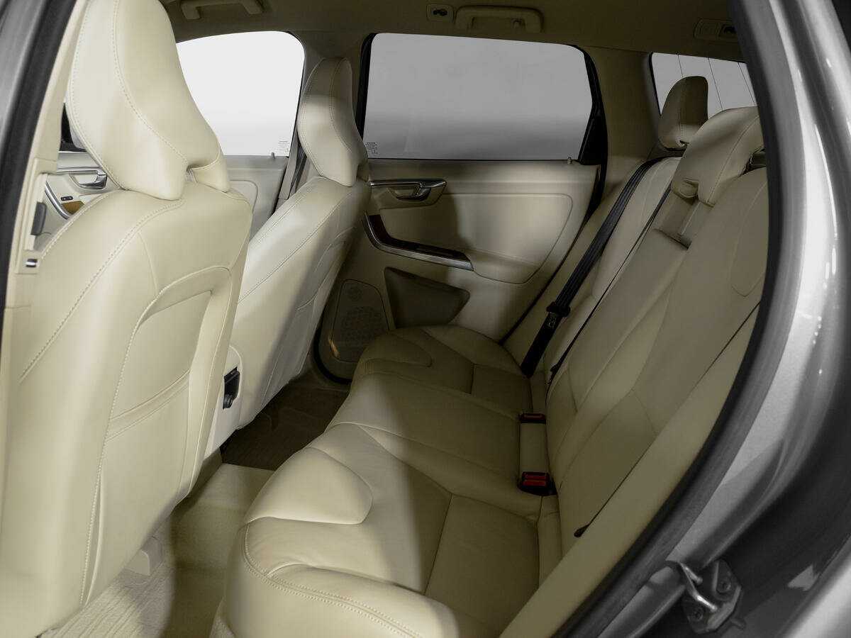 Купить Volvo XC60, 2015, 69 156 км, фото №10