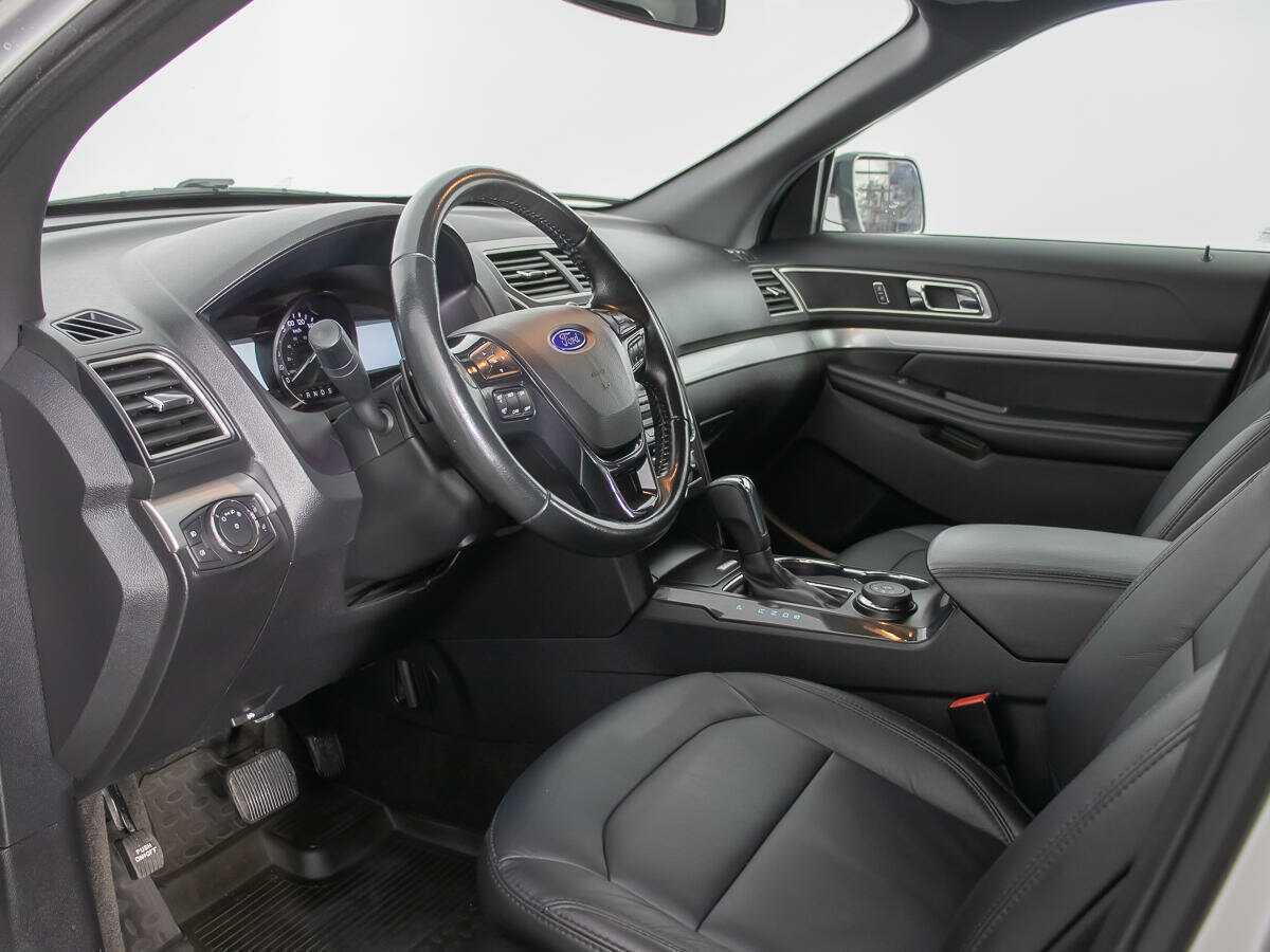 Купить Ford Explorer, 2017, 89 000 км, фото №12