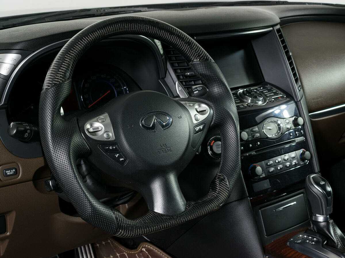 Купить Infiniti FX37, 2010, 158 956 км, фото №15