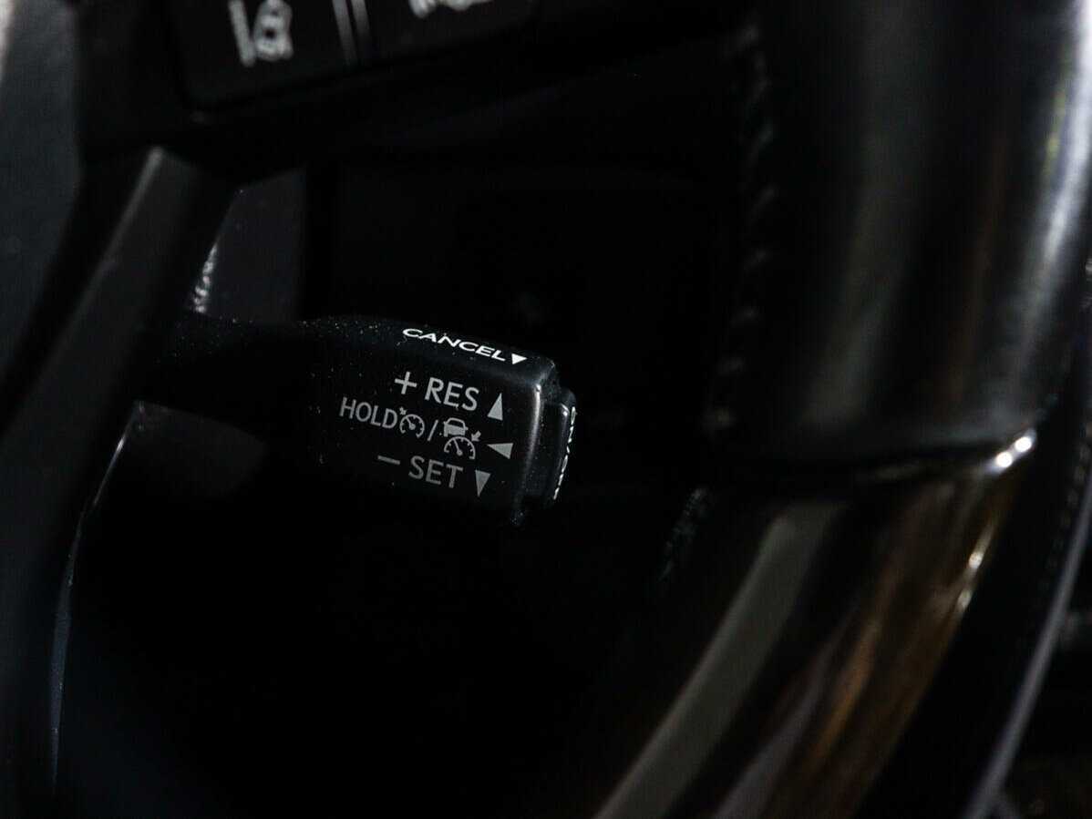 Купить Lexus LX 570, 2017, 137 316 км, фото №26