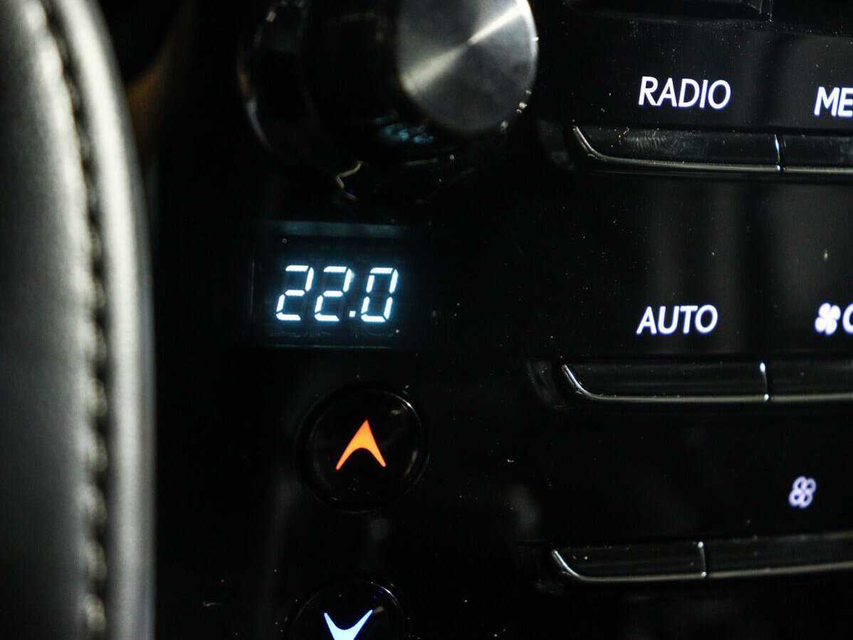 Купить Lexus LX 570, 2017, 137 316 км, фото №27