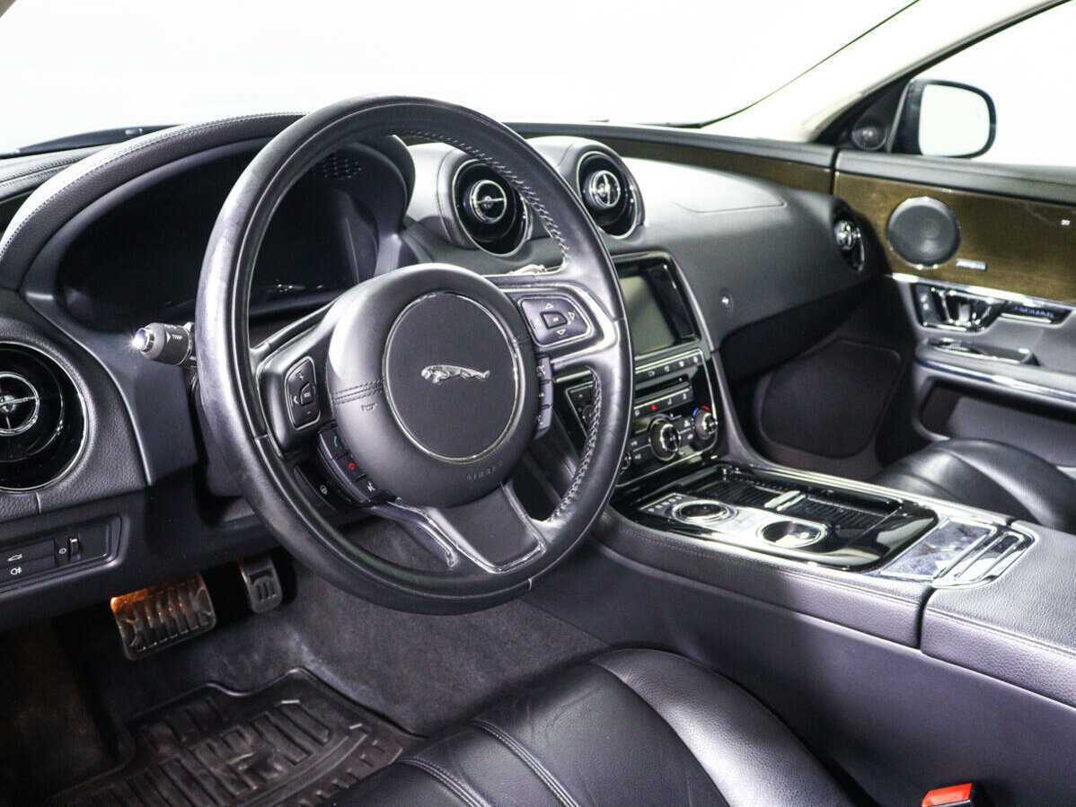 Купить Jaguar XJ SWB, 2018, 60 618 км, фото №14