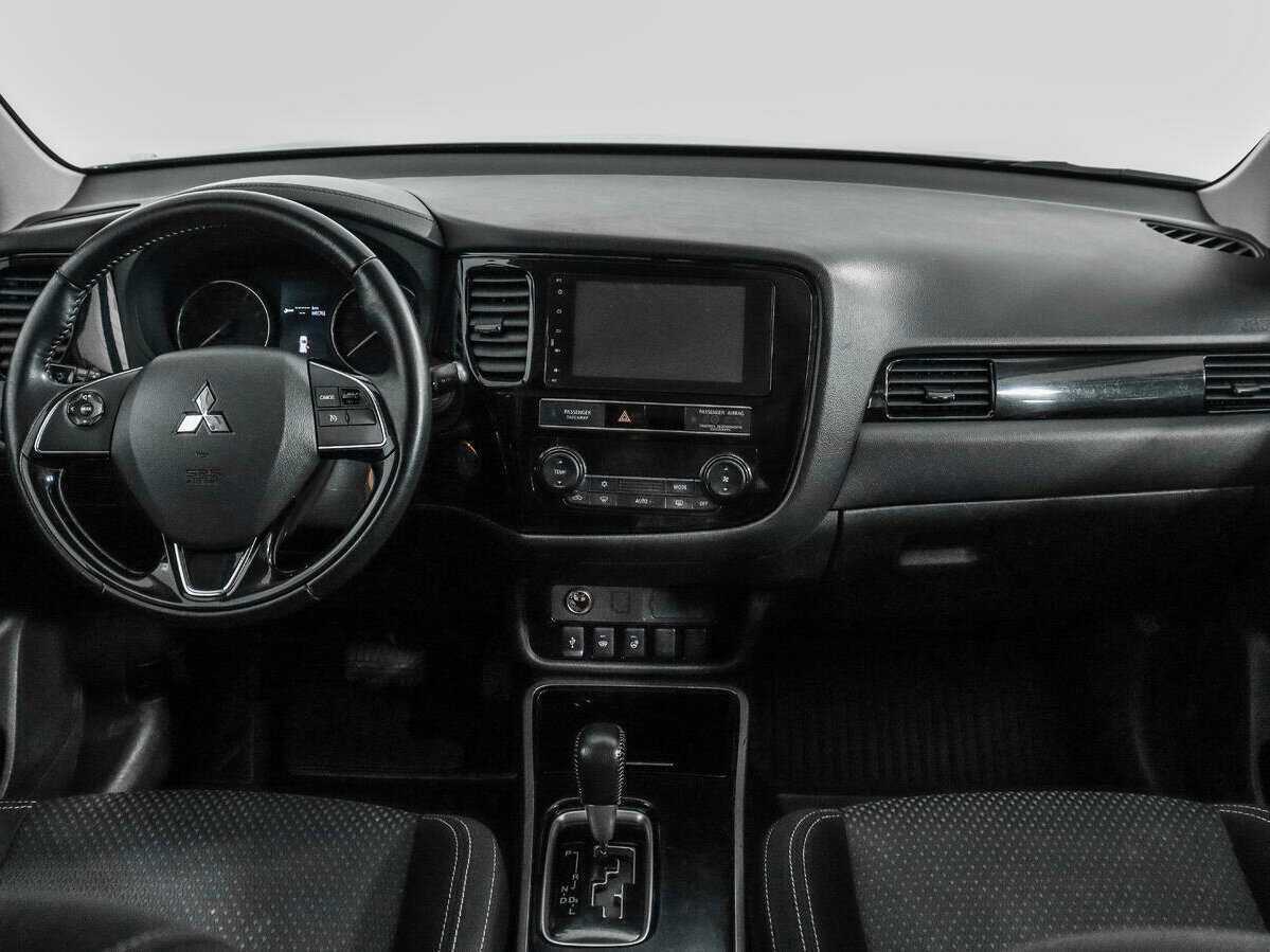 Купить Mitsubishi Outlander, 2018, 185 539 км, фото №12