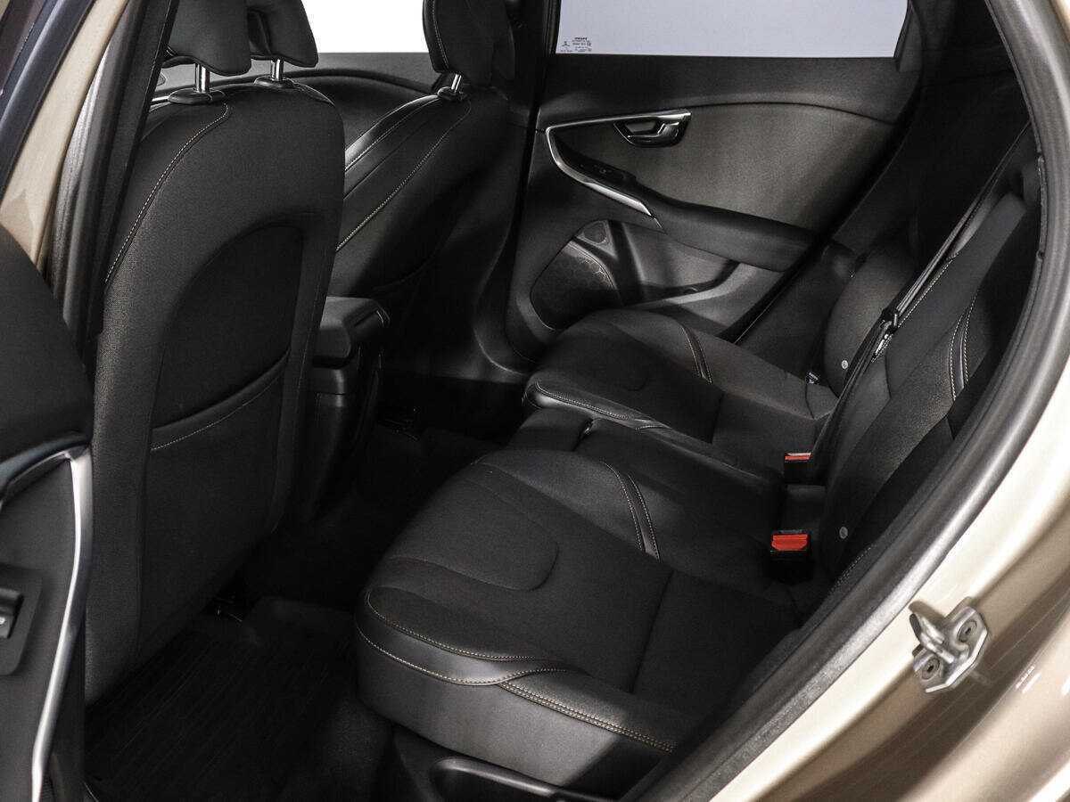 Купить Volvo V40 Cross Country, 2014, 130 417 км, фото №10