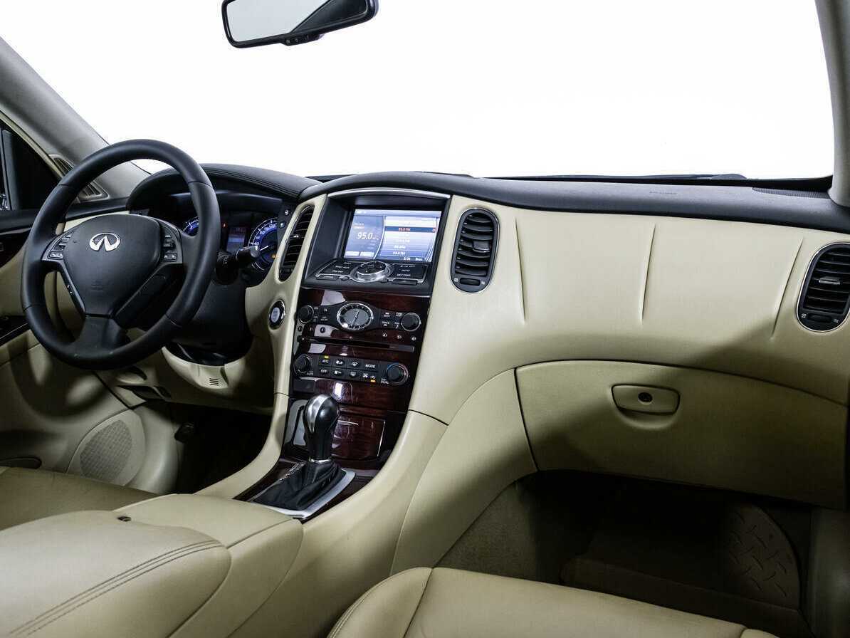 Купить Infiniti QX50, 2017, 128 510 км, фото №7