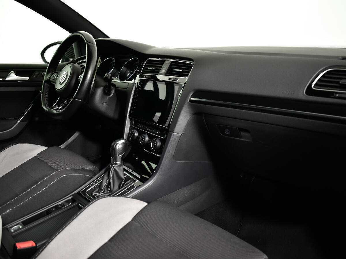 Купить Volkswagen Golf R, 2014, 125 376 км, фото №9