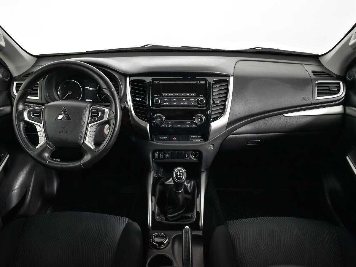 Купить Mitsubishi Pajero Sport, 2017, 127 467 км, фото №12