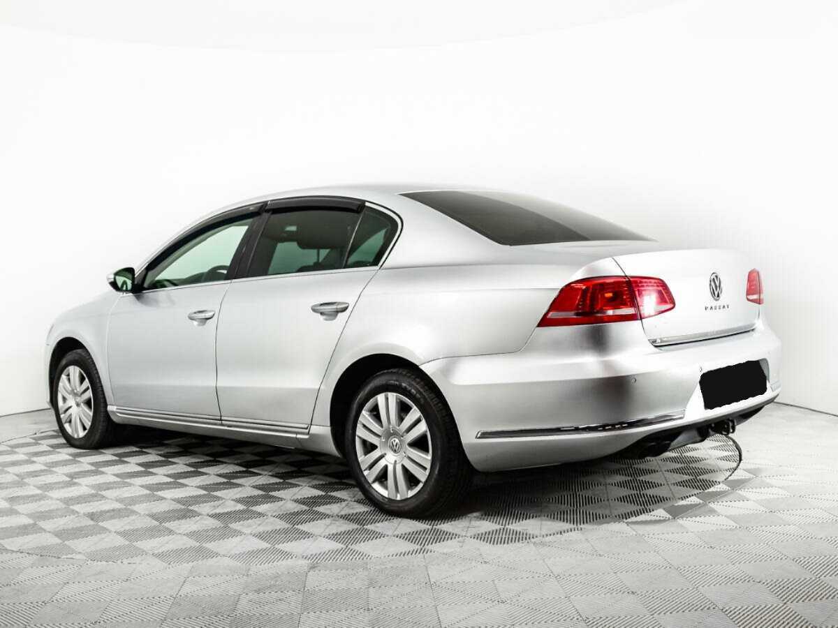 Купить Volkswagen Passat, 2011, 172 061 км, фото №7