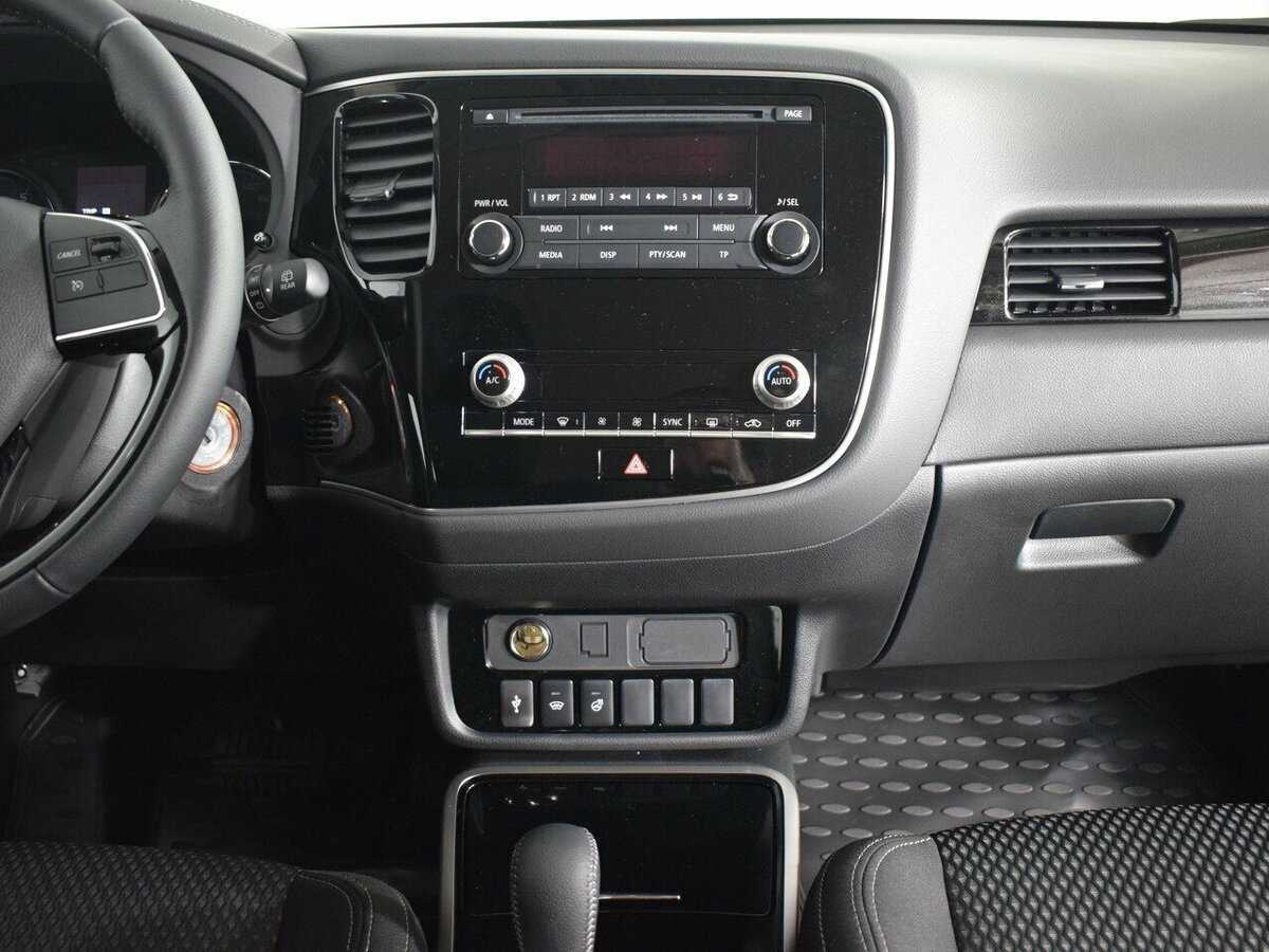 Купить Mitsubishi Outlander, 2022, 25 км, фото №7