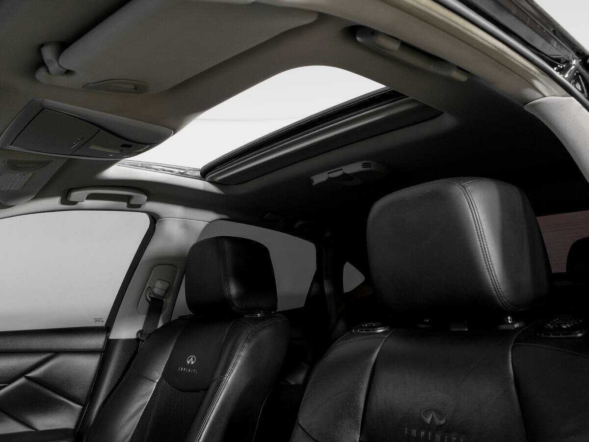 Купить Infiniti M37, 2010, 240 976 км, фото №15