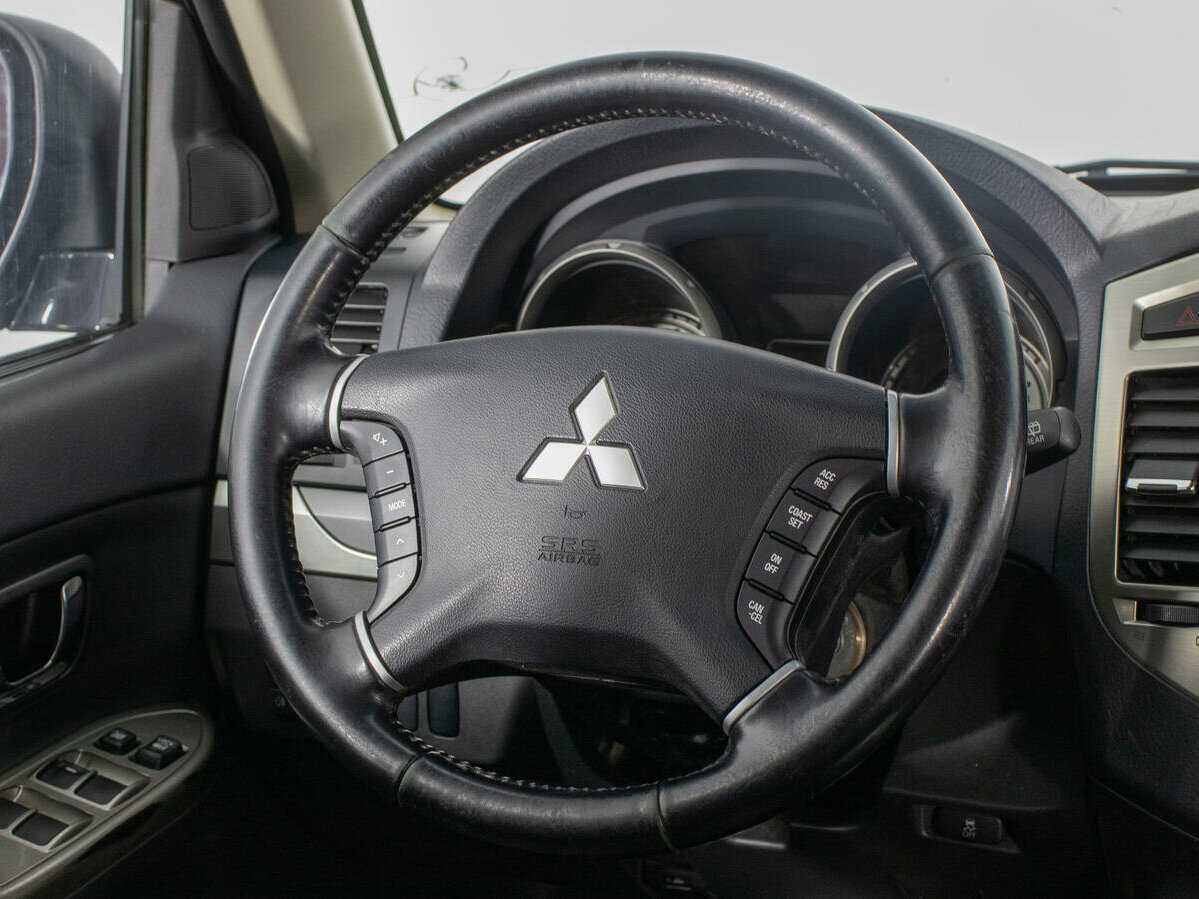 Купить Mitsubishi Pajero, 2017, 119 041 км, фото №18
