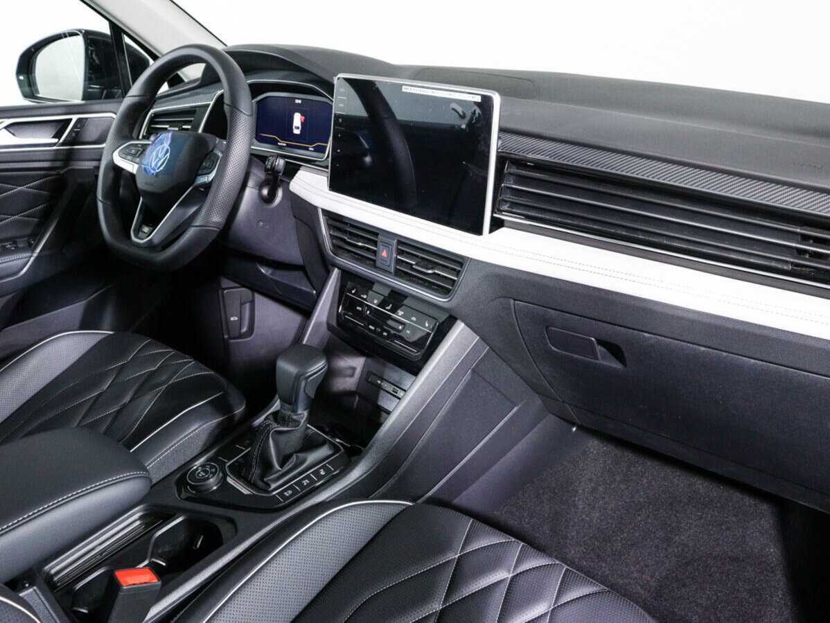 Купить Volkswagen Tiguan L, 2023, 60 км, фото №7