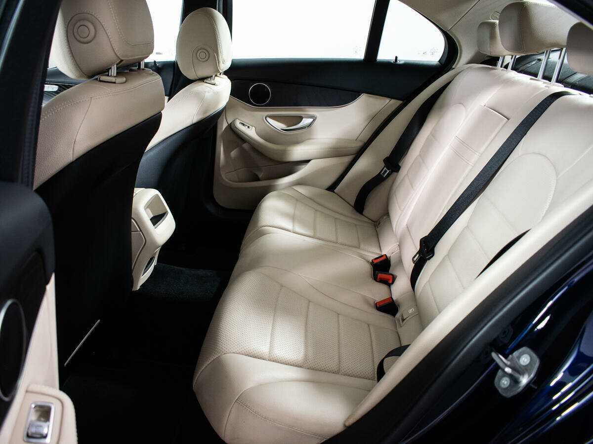 Купить Mercedes-Benz C-Класс 180, 2020, 68 520 км, фото №10