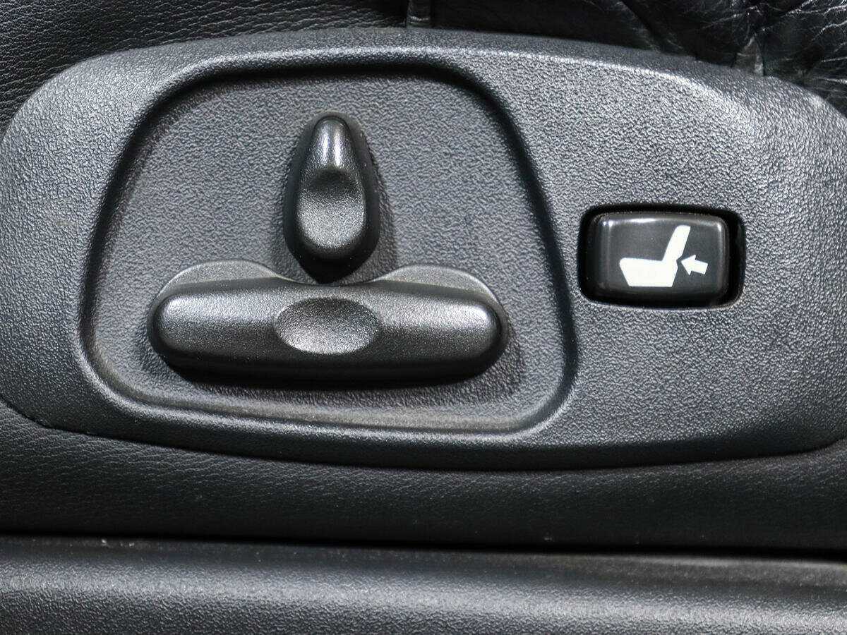 Купить Mitsubishi Pajero, 2002, 369 352 км, фото №12